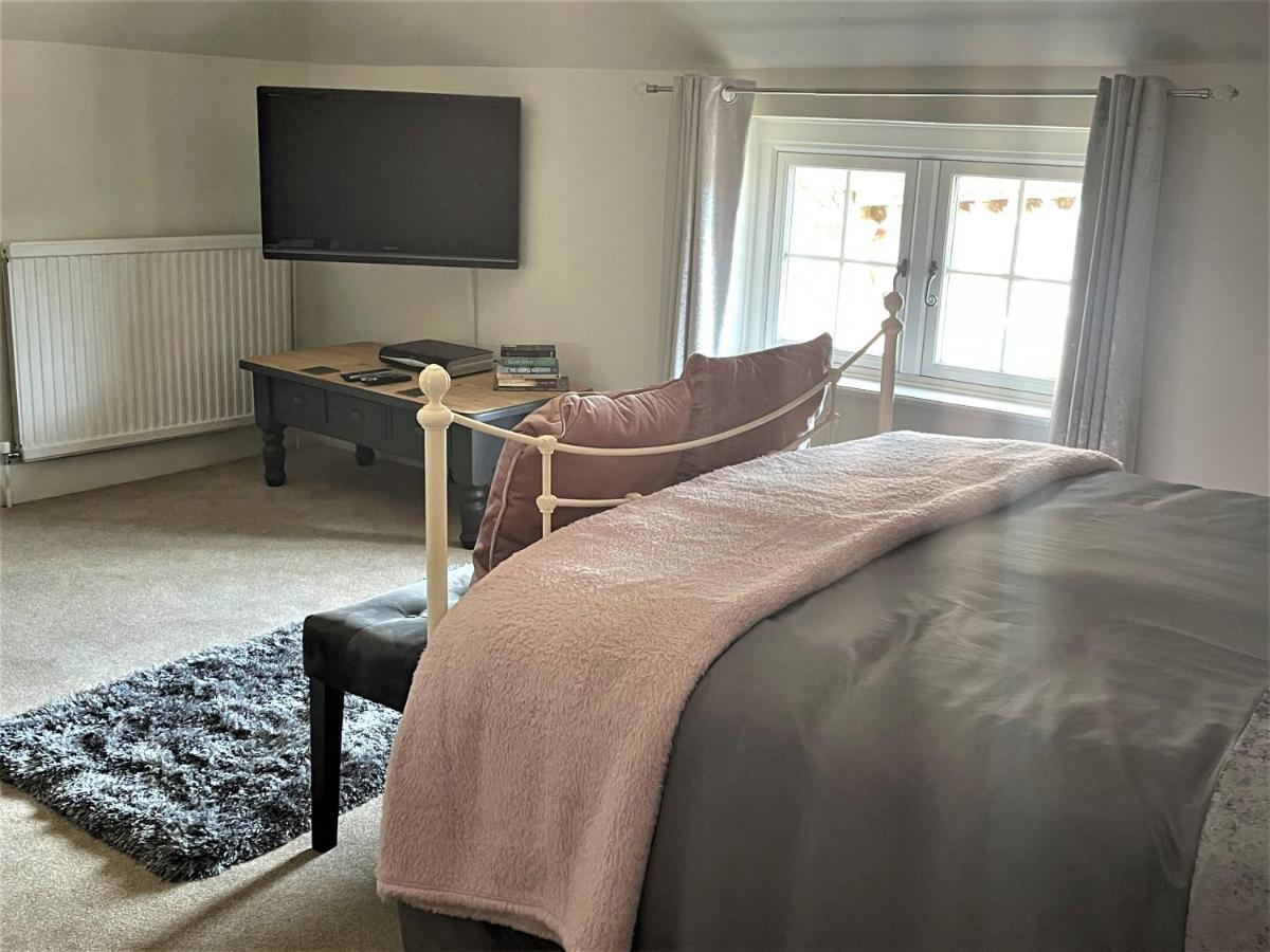 The Dairyman Suite Moreton  外观 照片